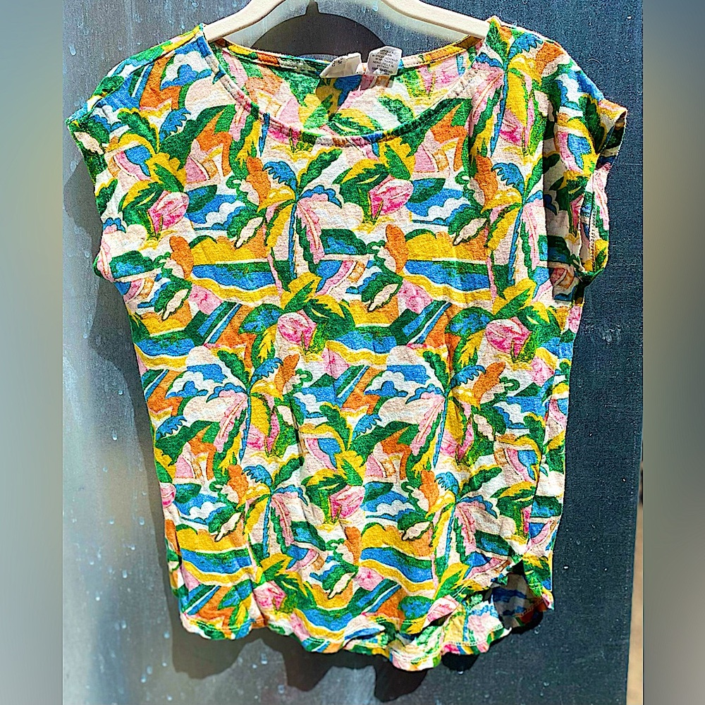 C&C California Colorful Linen Top with Tropical Hues. Small - Picture 1 of 5